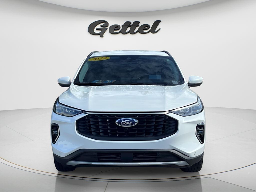 2023 Ford Escape — side profile view