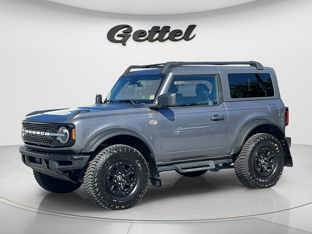 2024 Ford Bronco Wildtrak in Grey — front three-quarter view