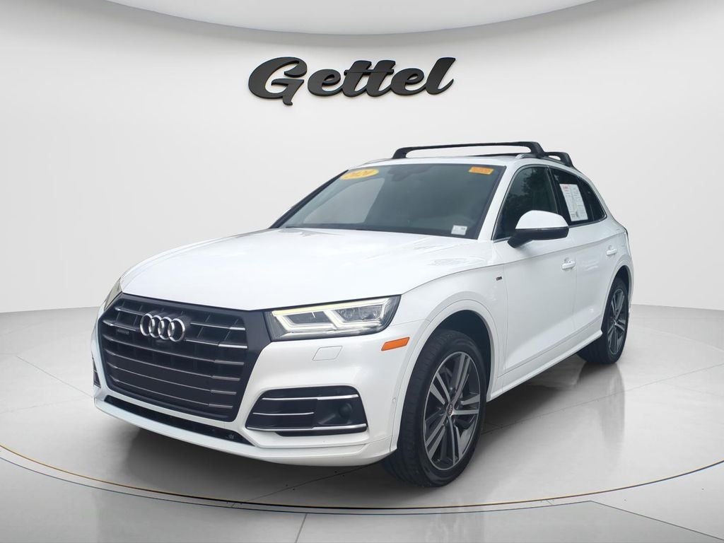 2020 Audi Q5 e 55 Prestige quattro in Glacier White Metallic — front three-quarter view
