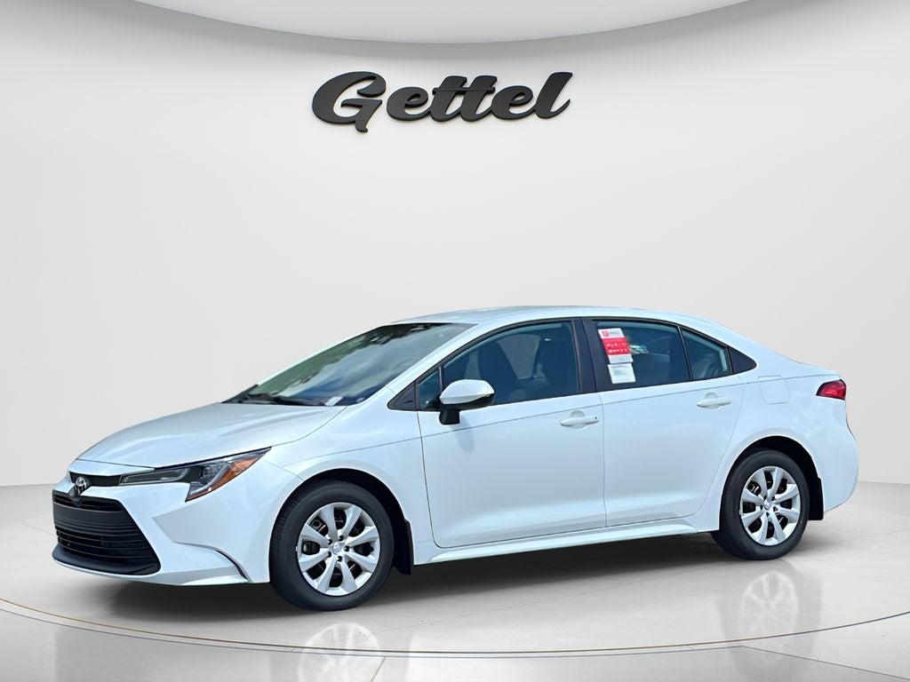 2026 Toyota Corolla LE in Wind Chill Pearl <a role='button' class='viewDgDisclaimersButton' data-toggle='modal'...
